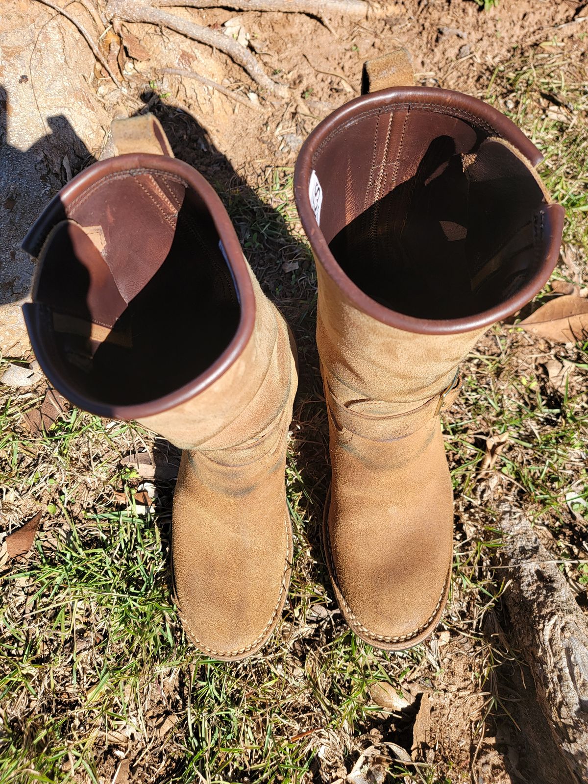 Photo by Tridog on January 1, 2026 of the Nicks Brakeman in Brown CXL Roughout.