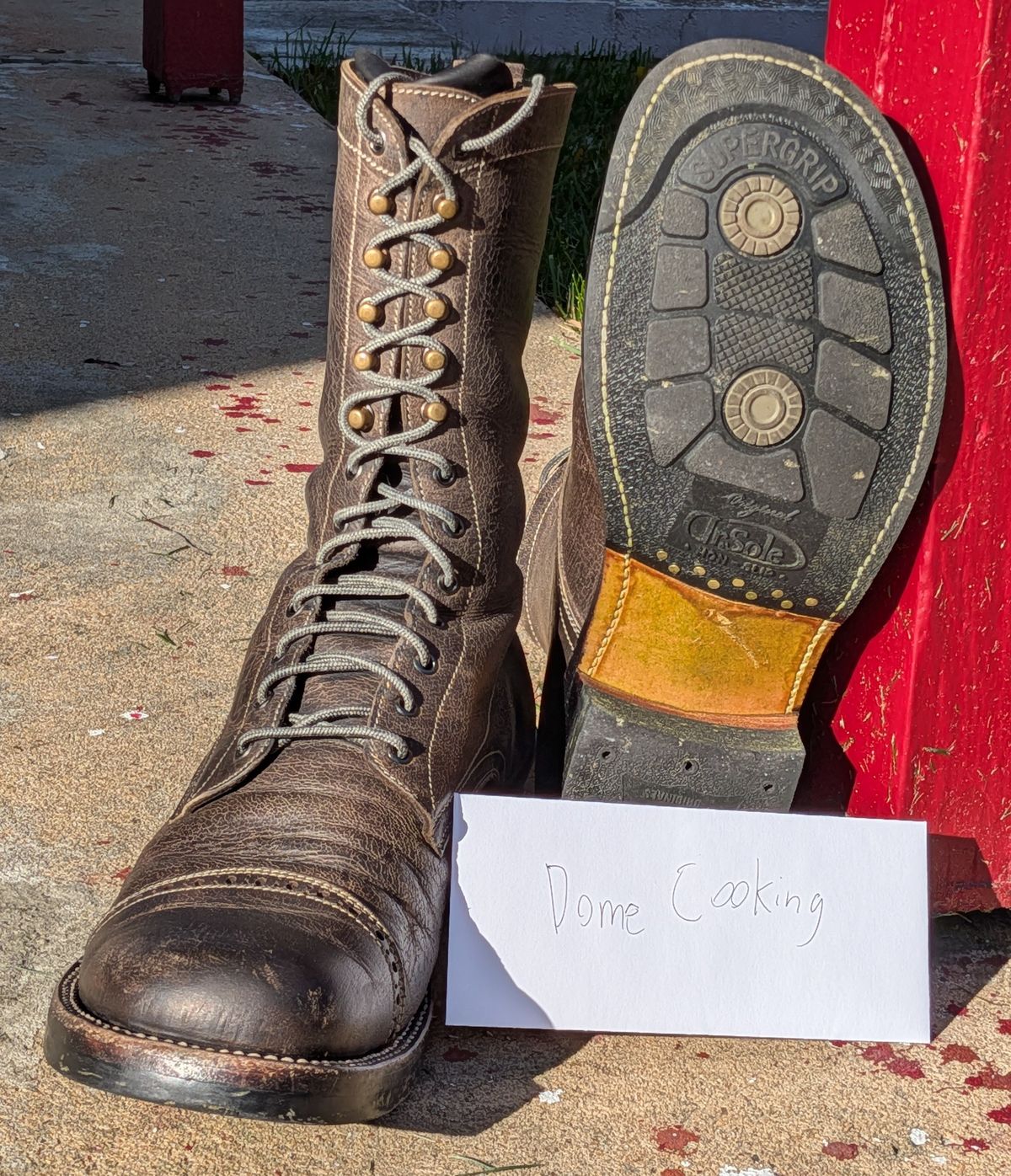 Photo by mari on November 1, 2025 of the Caswell Boot Company Caswell x Fortis Munson in Gallun Charcoal Teton Stag.