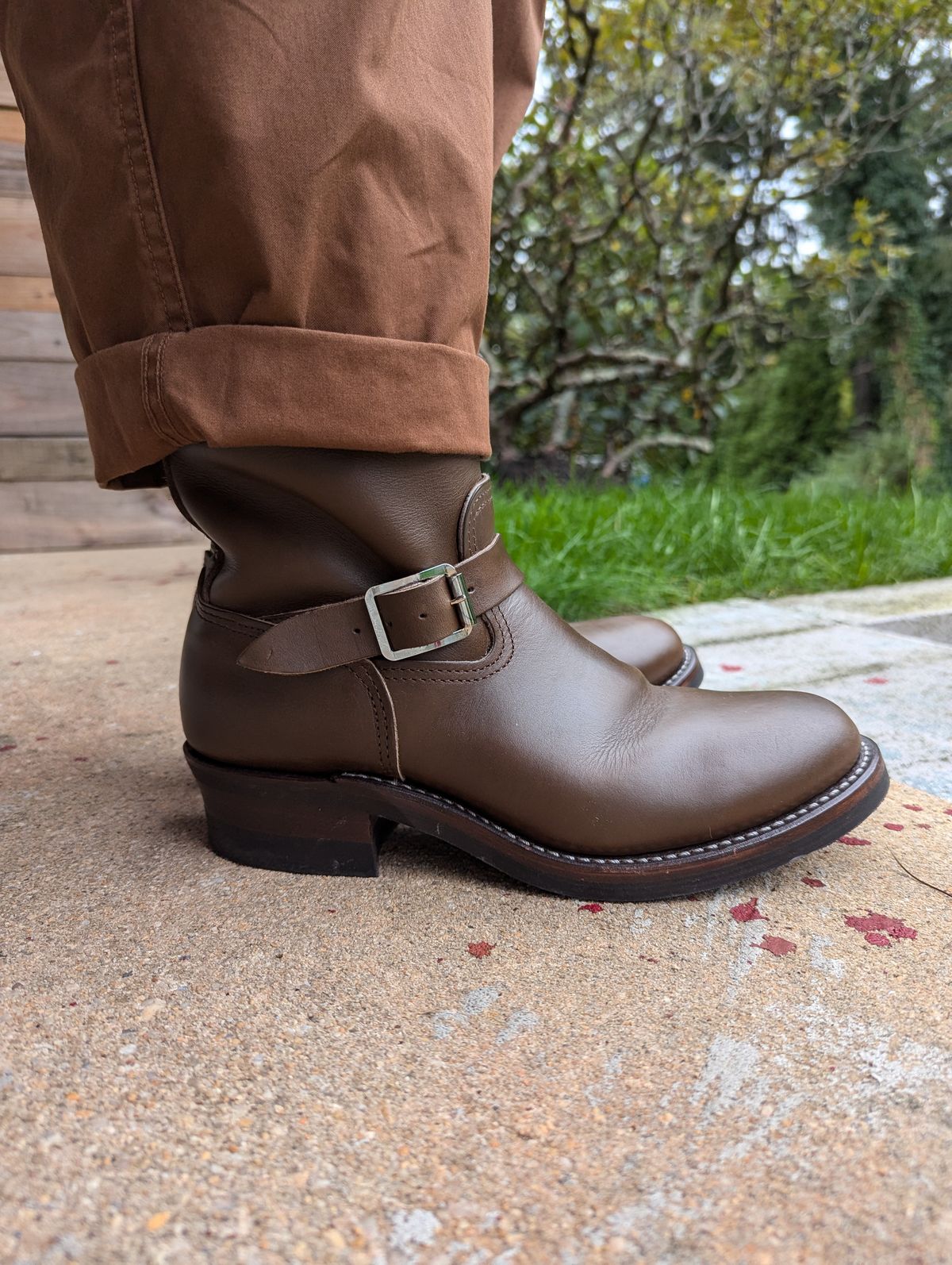Photo by mari on October 2, 2024 of the Keystone Shoe Company Biker Boot (Engineer) in Horween Dark Brown Latigo.