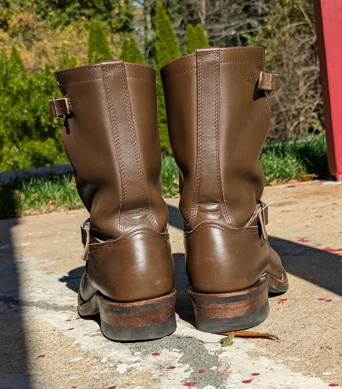 Photo by mari on November 1, 2024 of the Keystone Shoe Company Biker Boot (Engineer) in Horween Dark Brown Latigo.