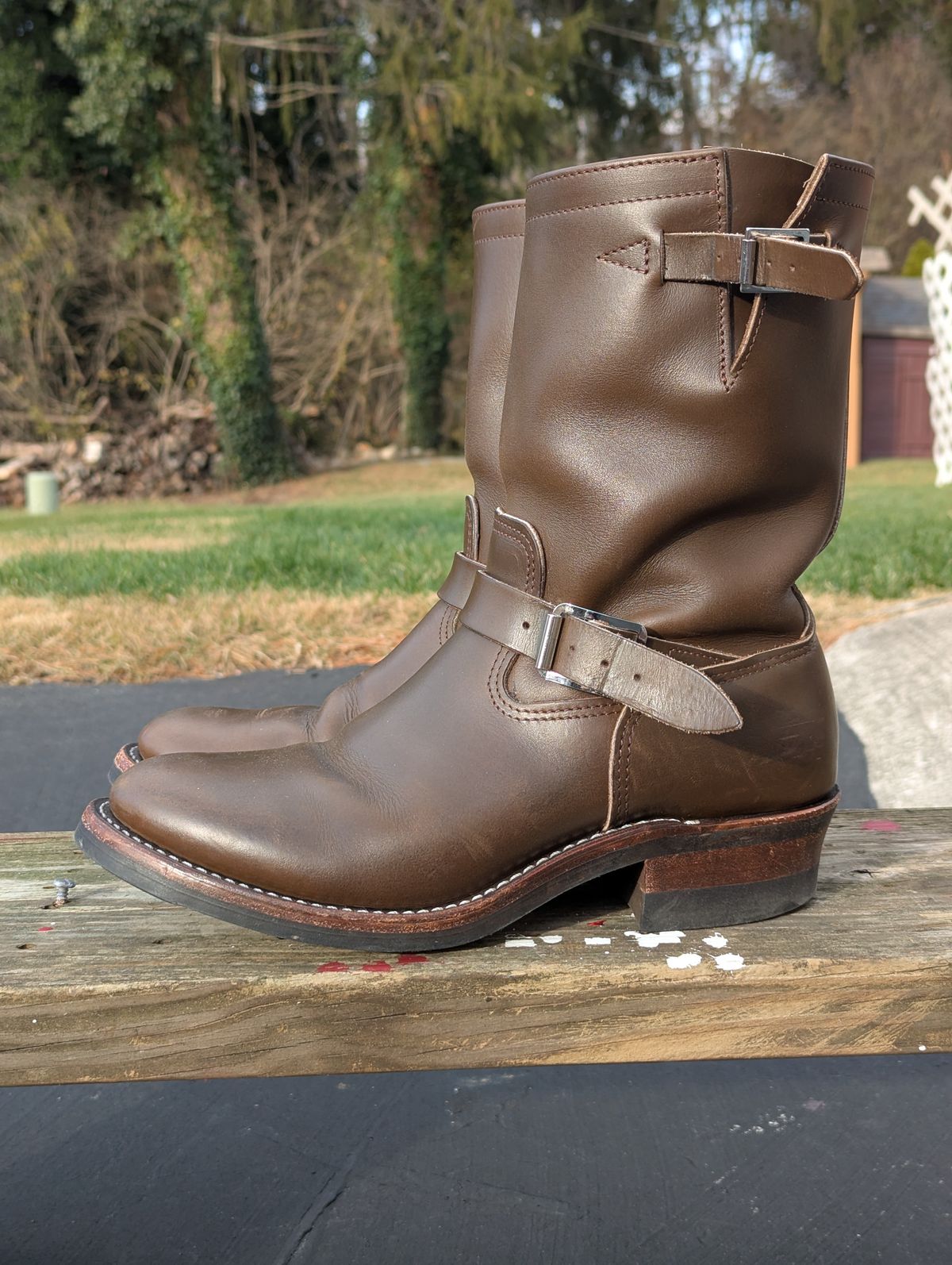 Photo by mari on December 1, 2024 of the Keystone Shoe Company Biker Boot (Engineer) in Horween Dark Brown Latigo.