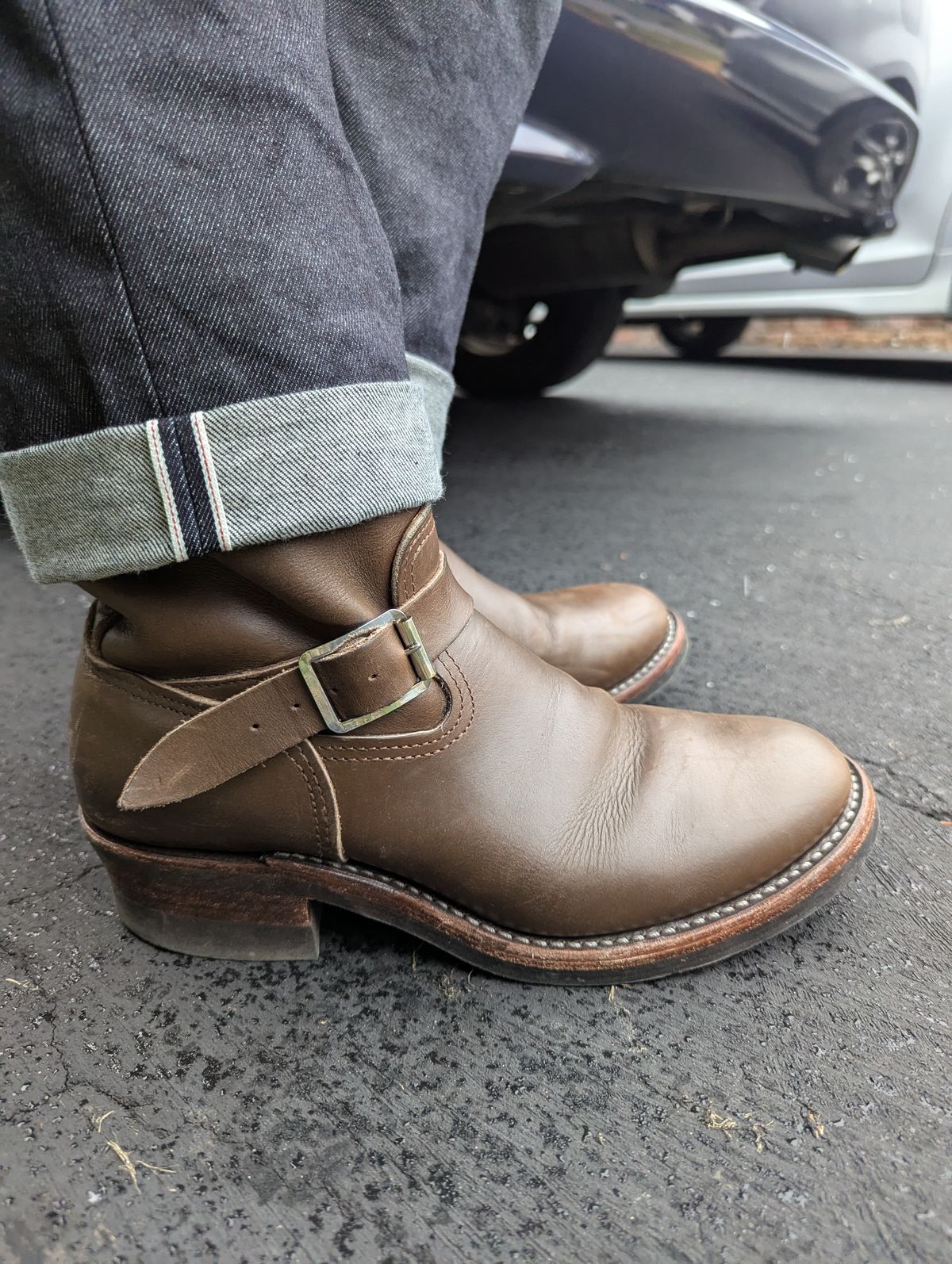 Photo by mari on December 20, 2024 of the Keystone Shoe Company Biker Boot (Engineer) in Horween Dark Brown Latigo.