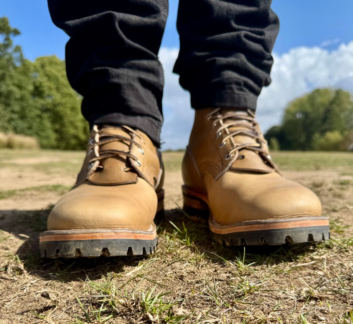 Photo by BeardedBaldilocks on August 31, 2025 of the Nicks Urban Logger in Horween Khaki Chromepak & Horween sage chromepak.