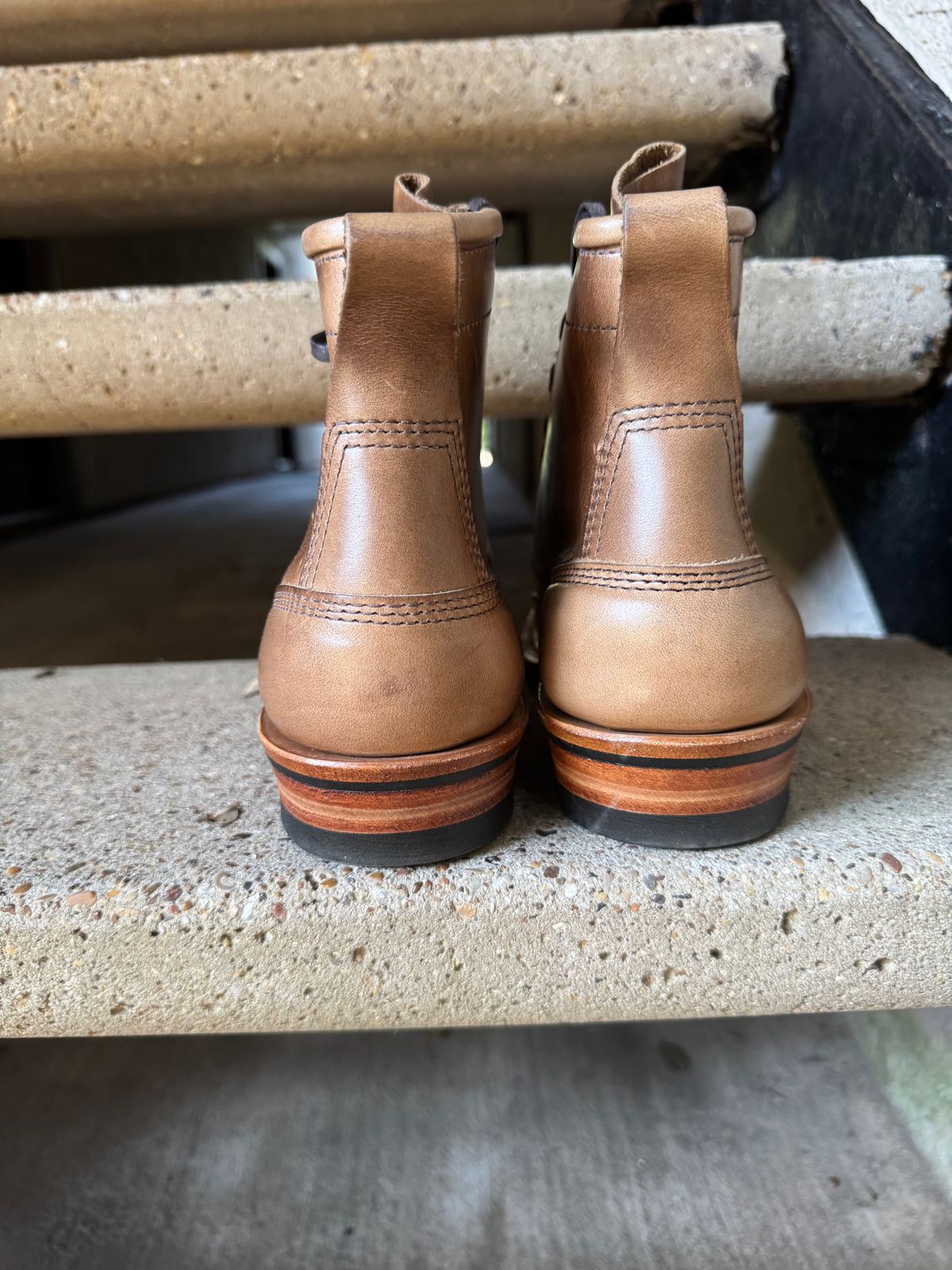 Photo by freezingbear83 on October 2, 2025 of the White's Bounty Hunter in Horween Natural Chromexcel.