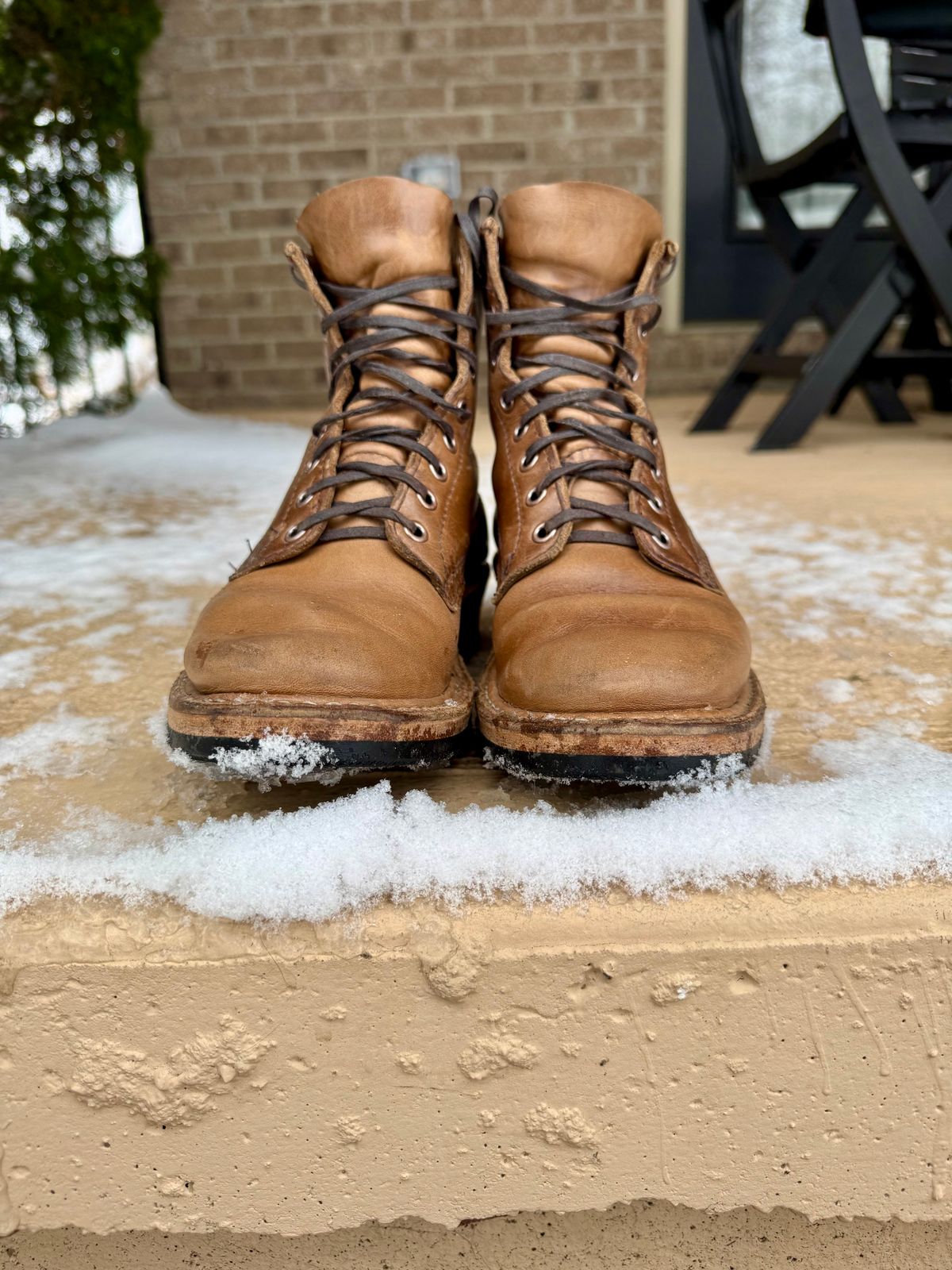 Photo by freezingbear83 on December 2, 2025 of the White's Bounty Hunter in Horween Natural Chromexcel.