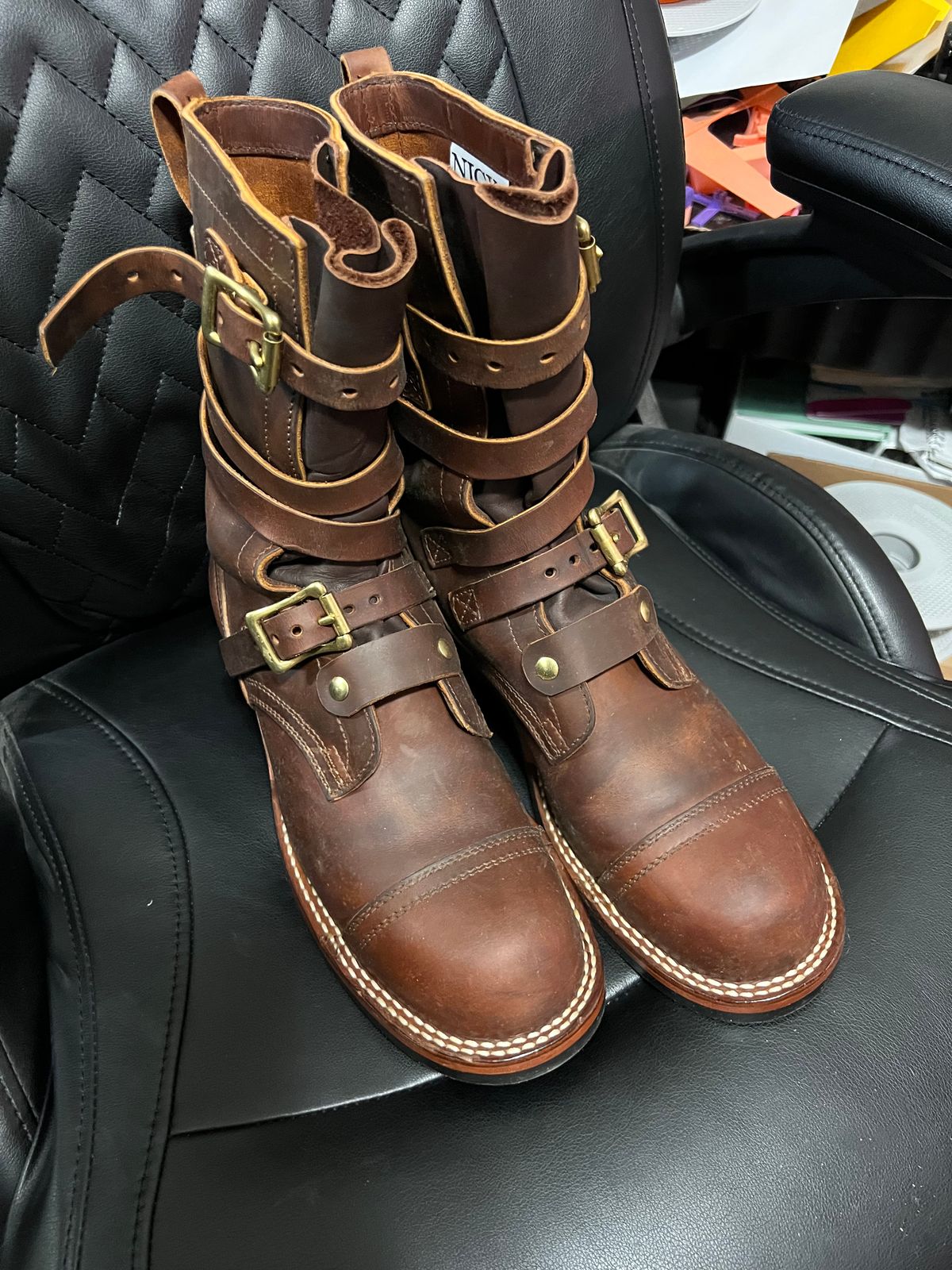 Photo by dieseldoc25 on January 17, 2026 of the Nicks Heritage TankerPro in Horween Orange Predator.