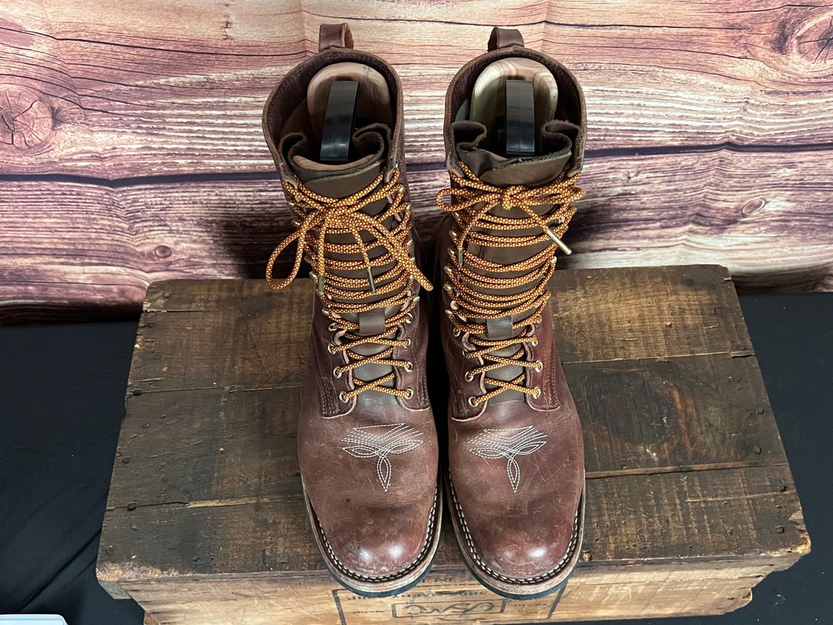 Photo by dieseldoc25 on January 2, 2026 of the Nicks Packer in Horween Timber Roanoke.