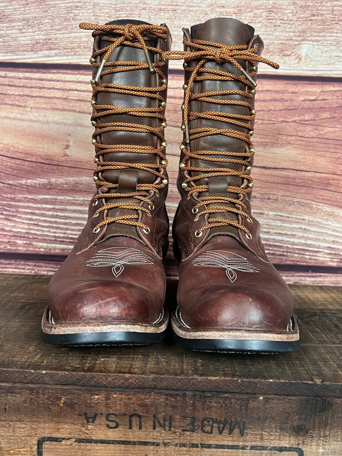 Photo by dieseldoc25 on February 2, 2026 of the Nicks Packer in Horween Timber Roanoke.