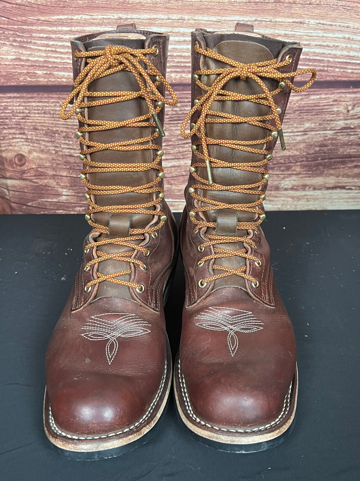 Photo by dieseldoc25 on February 27, 2026 of the Nicks Packer in Horween Timber Roanoke.