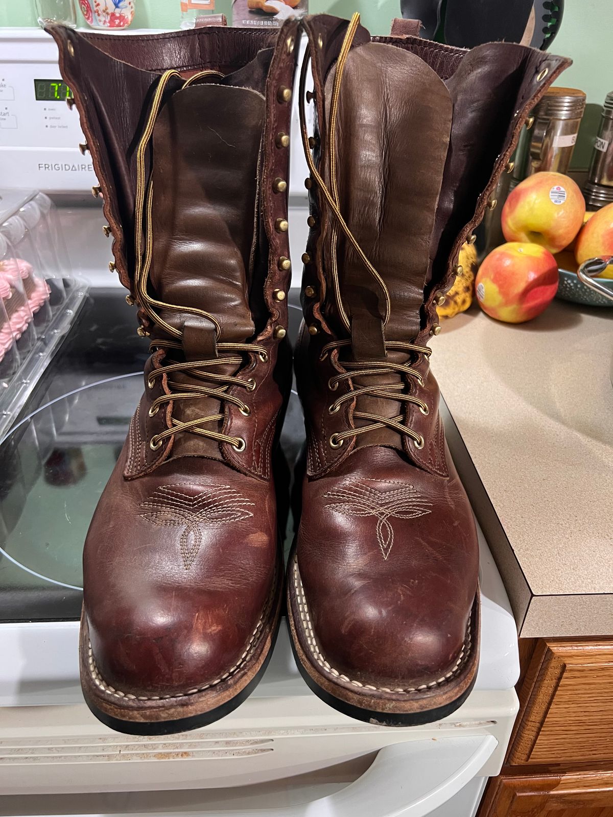 Photo by dieseldoc25 on March 22, 2026 of the Nicks Packer in Horween Timber Roanoke.