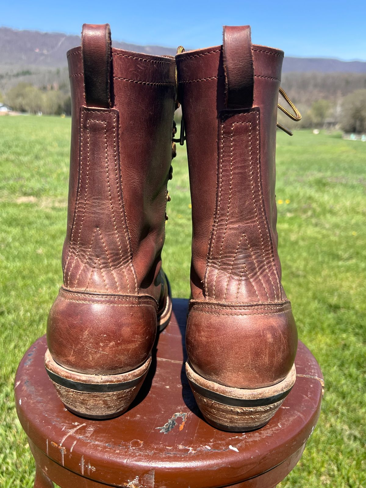 Photo by dieseldoc25 on April 2, 2026 of the Nicks Packer in Horween Timber Roanoke.