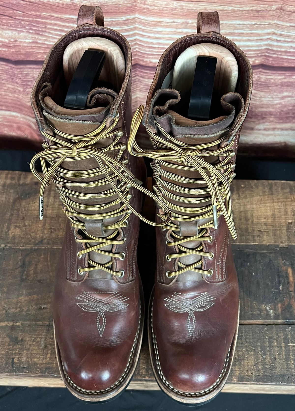 Photo by dieseldoc25 on April 2, 2026 of the Nicks Packer in Horween Timber Roanoke.