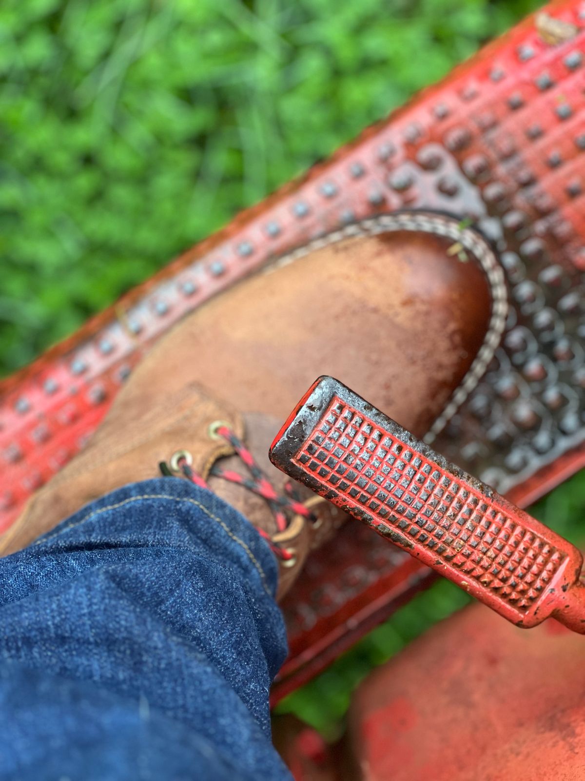 Photo by dieseldoc25 on October 10, 2025 of the Nicks MTO in Horween Whiskey Predator.