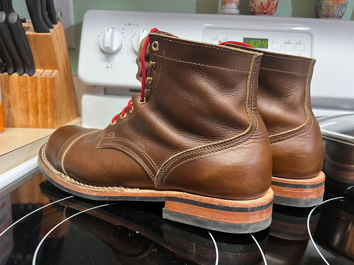 Photo by dieseldoc25 on December 22, 2025 of the Nicks Americana in Horween Shackleton Cognac.