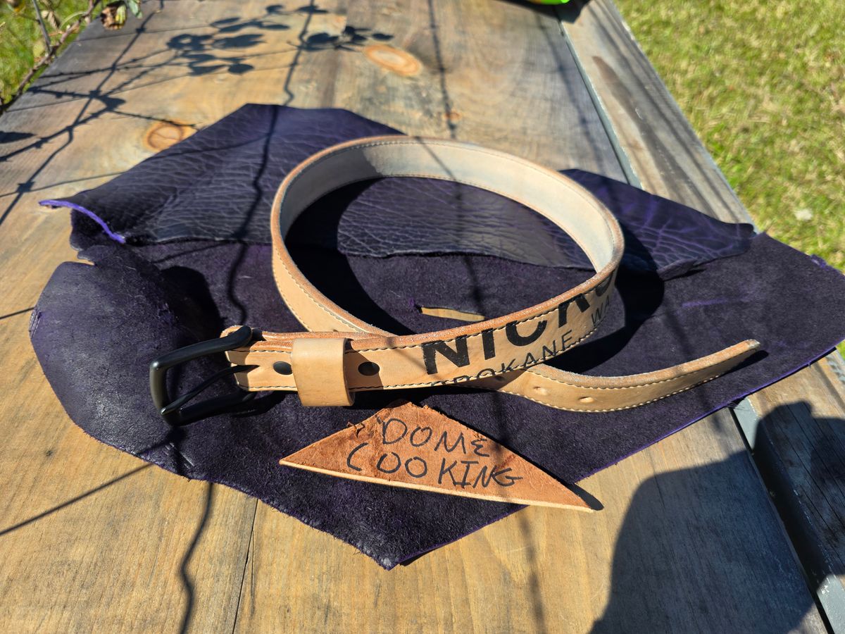 Photo by zestyclosemedicine on November 3, 2025 of the Nicks Natural Blackout - Heavy Duty Work Belt in Wickett & Craig Natural Skirting.