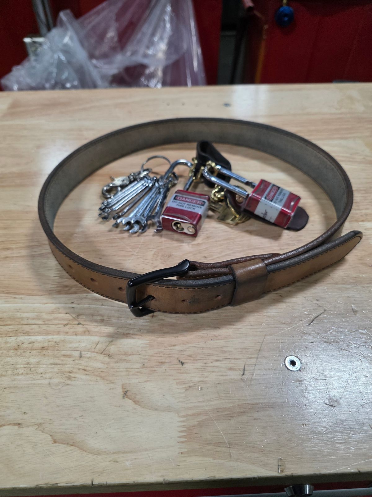 Photo by zestyclosemedicine on February 2, 2026 of the Nicks Natural Blackout - Heavy Duty Work Belt in Wickett & Craig Natural Skirting.