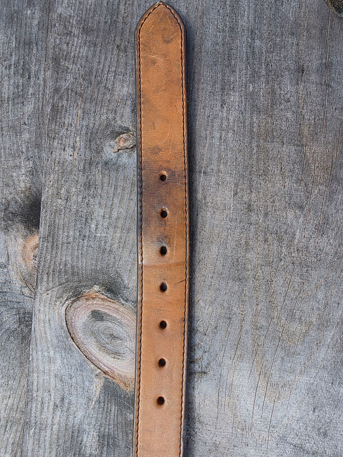 Photo by zestyclosemedicine on March 5, 2026 of the Nicks Natural Blackout - Heavy Duty Work Belt in Wickett & Craig Natural Skirting.
