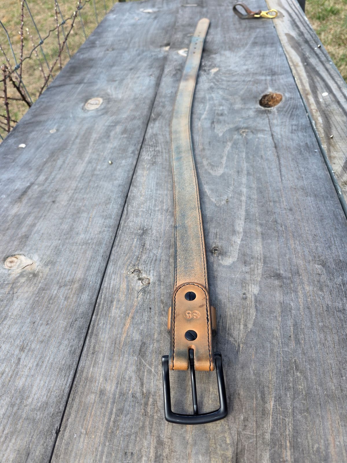 Photo by zestyclosemedicine on March 5, 2026 of the Nicks Natural Blackout - Heavy Duty Work Belt in Wickett & Craig Natural Skirting.