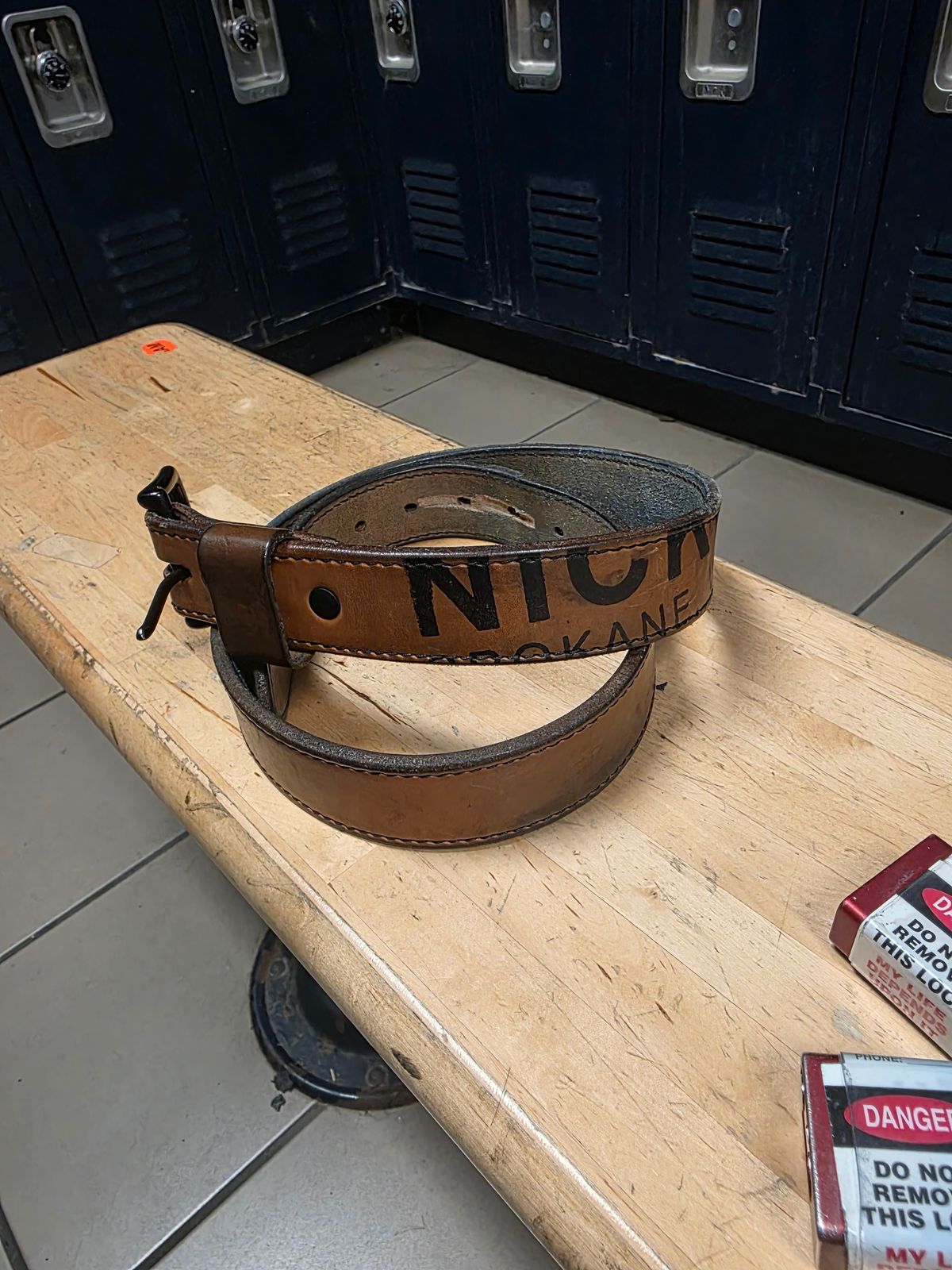 Photo by zestyclosemedicine on May 9, 2026 of the Nicks Natural Blackout - Heavy Duty Work Belt in Wickett & Craig Natural Skirting.