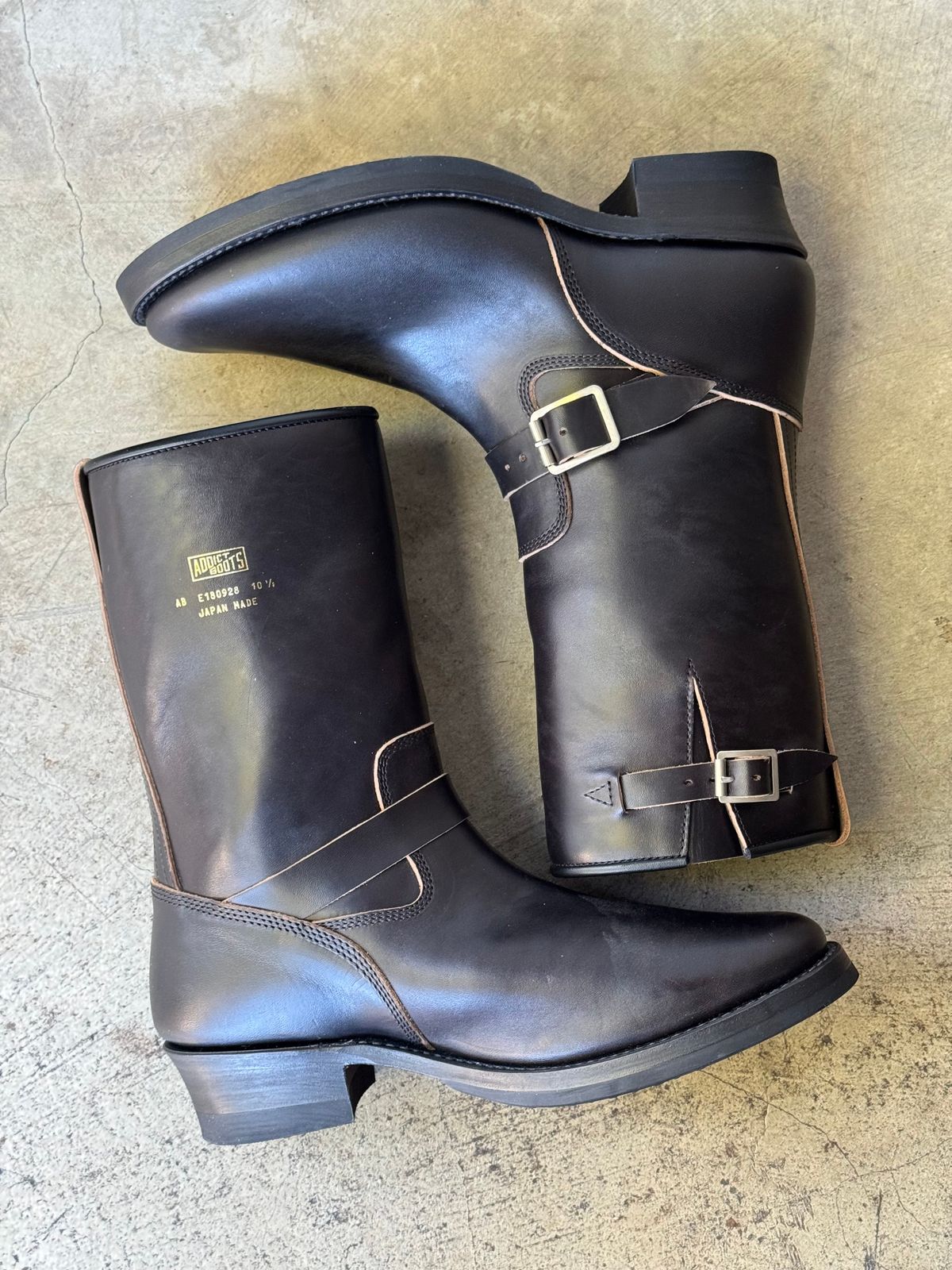 Photo by drmiles on October 1, 2025 of the Addict Boots AB-01 Engineer Boots in Maryam Black Horsebutt.