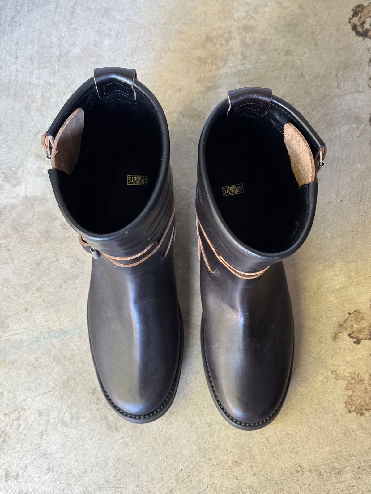 Photo by drmiles on October 1, 2025 of the Addict Boots AB-01 Engineer Boots in Maryam Black Horsebutt.