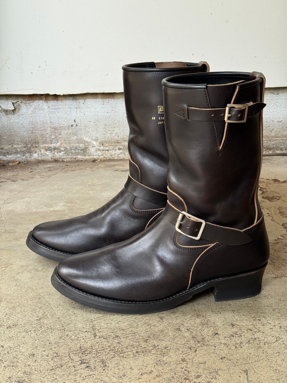 Photo by drmiles on November 1, 2025 of the Addict Boots AB-01 Engineer Boots in Maryam Black Horsebutt.