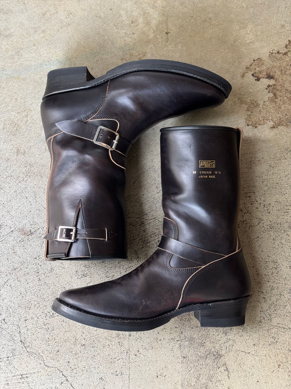 Photo by drmiles on November 1, 2025 of the Addict Boots AB-01 Engineer Boots in Maryam Black Horsebutt.