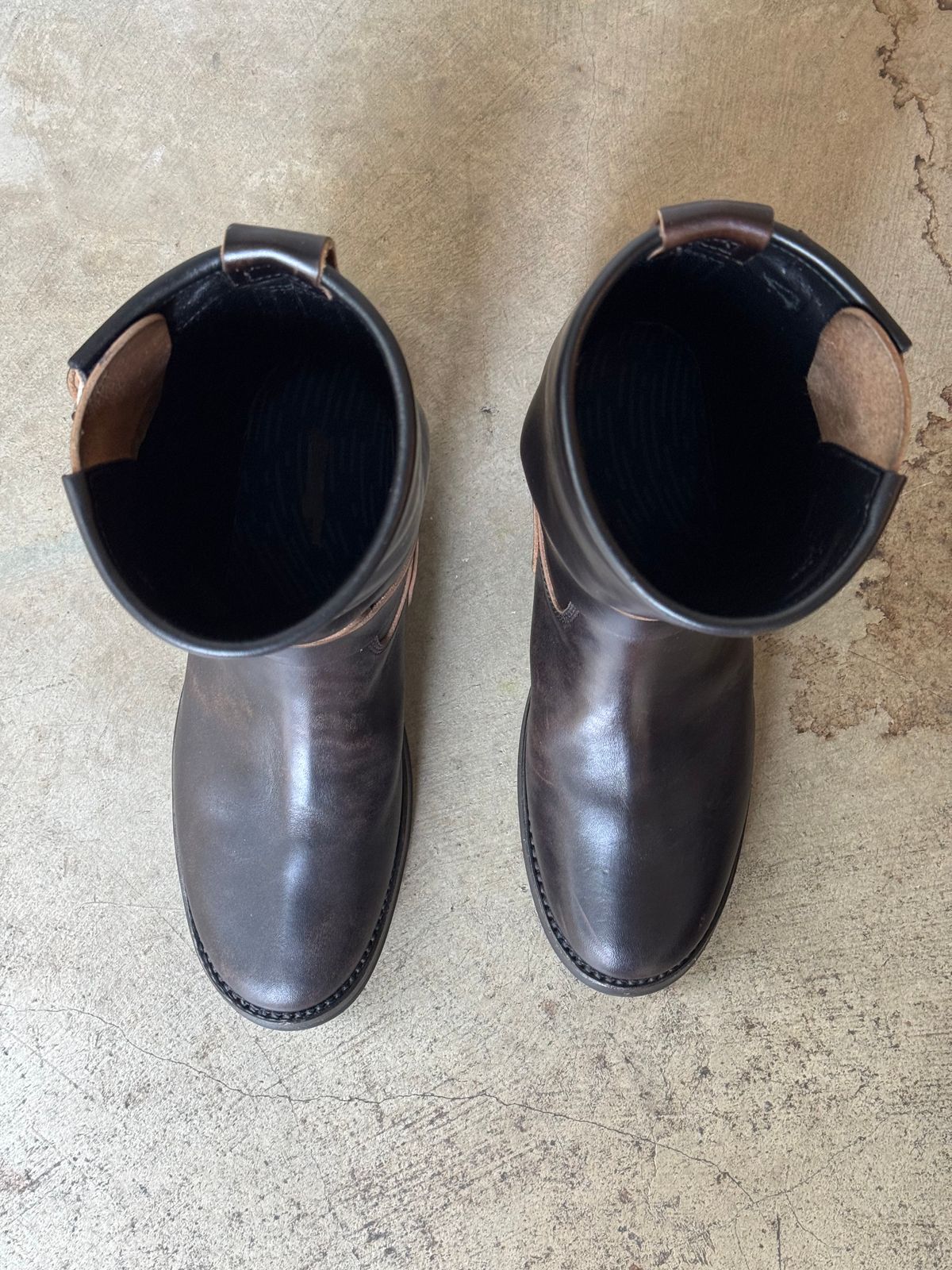 Photo by drmiles on November 1, 2025 of the Addict Boots AB-01 Engineer Boots in Maryam Black Horsebutt.