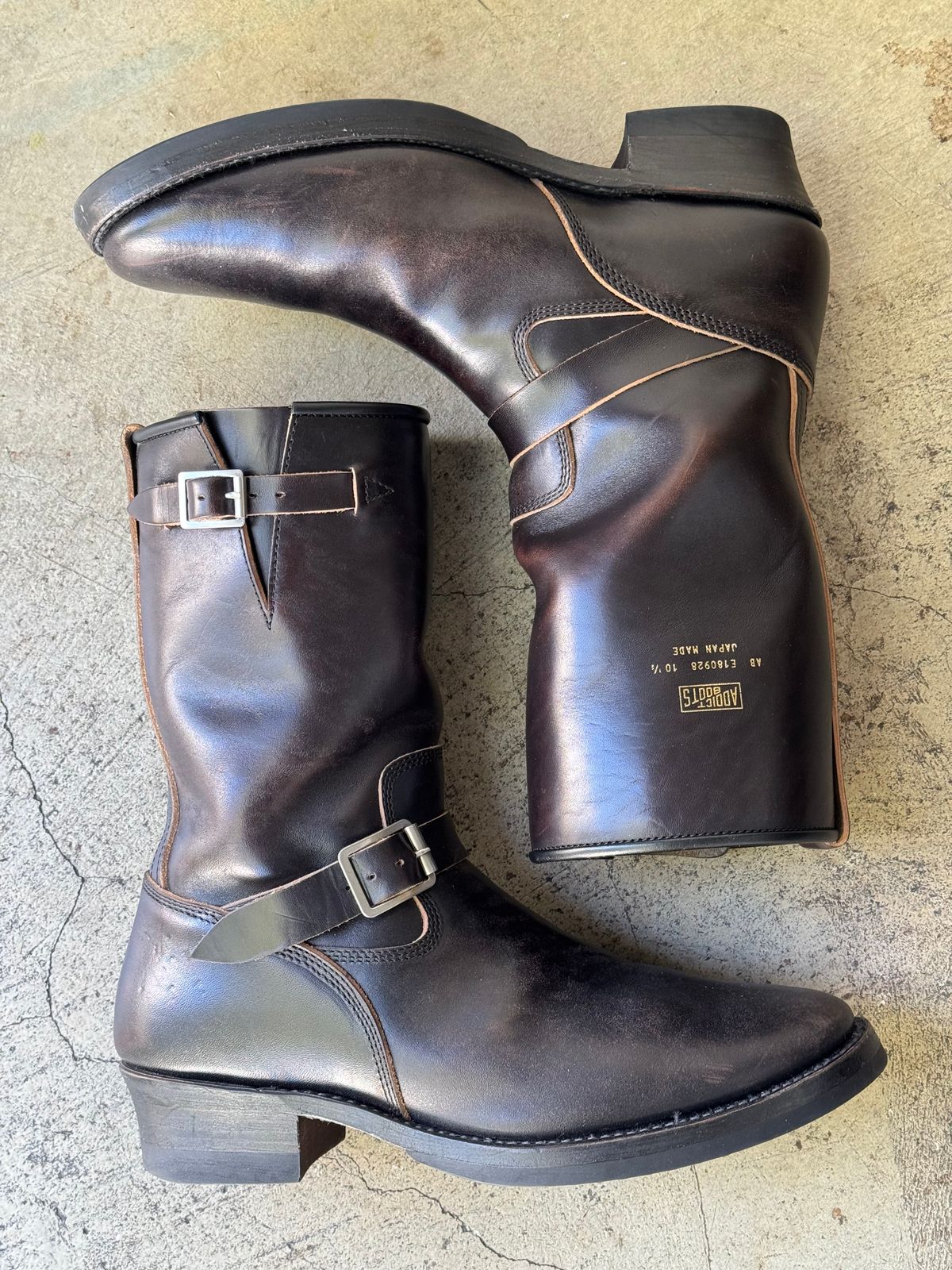 Photo by drmiles on December 1, 2025 of the Addict Boots AB-01 Engineer Boots in Maryam Black Horsebutt.