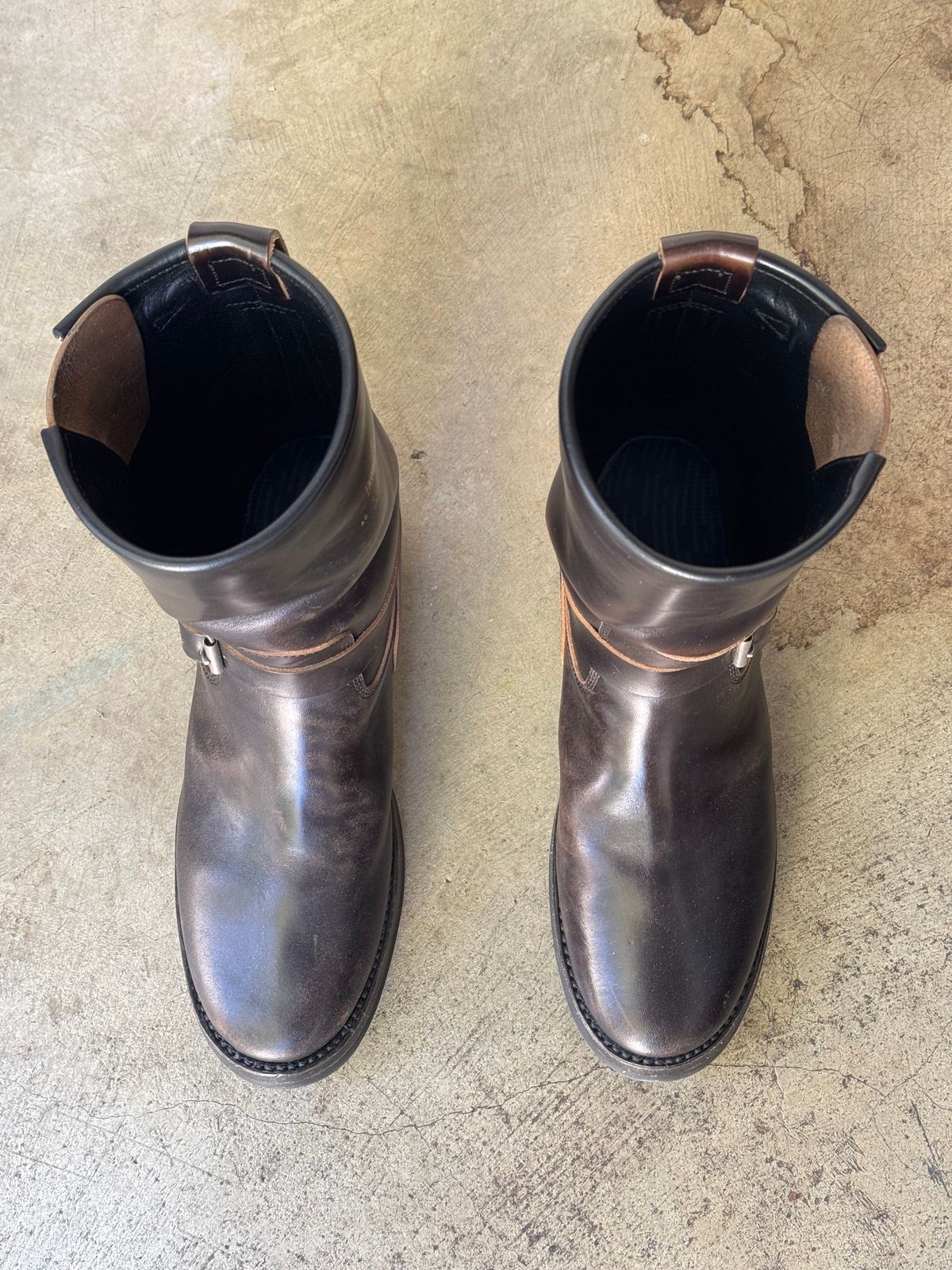 Photo by drmiles on December 1, 2025 of the Addict Boots AB-01 Engineer Boots in Maryam Black Horsebutt.