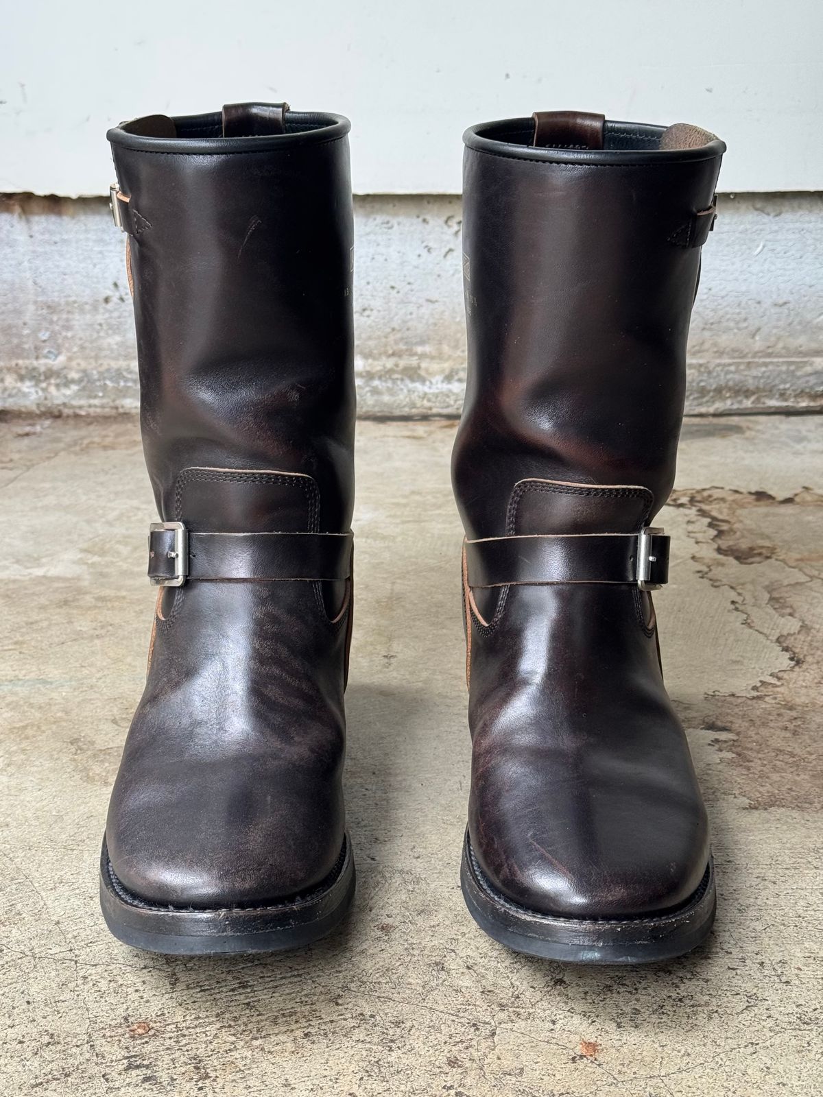 Photo by drmiles on January 1, 2026 of the Addict Boots AB-01 Engineer Boots in Maryam Black Horsebutt.