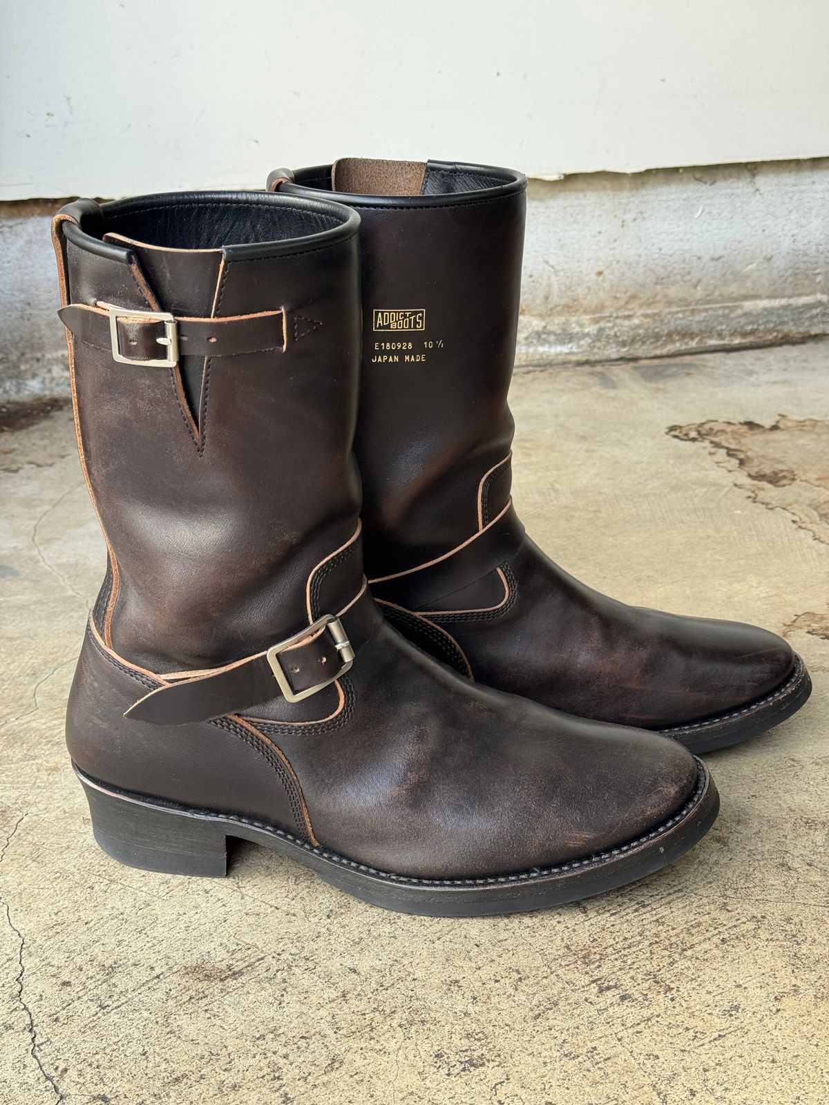 Photo by drmiles on February 5, 2026 of the Addict Boots AB-01 Engineer Boots in Maryam Black Horsebutt.