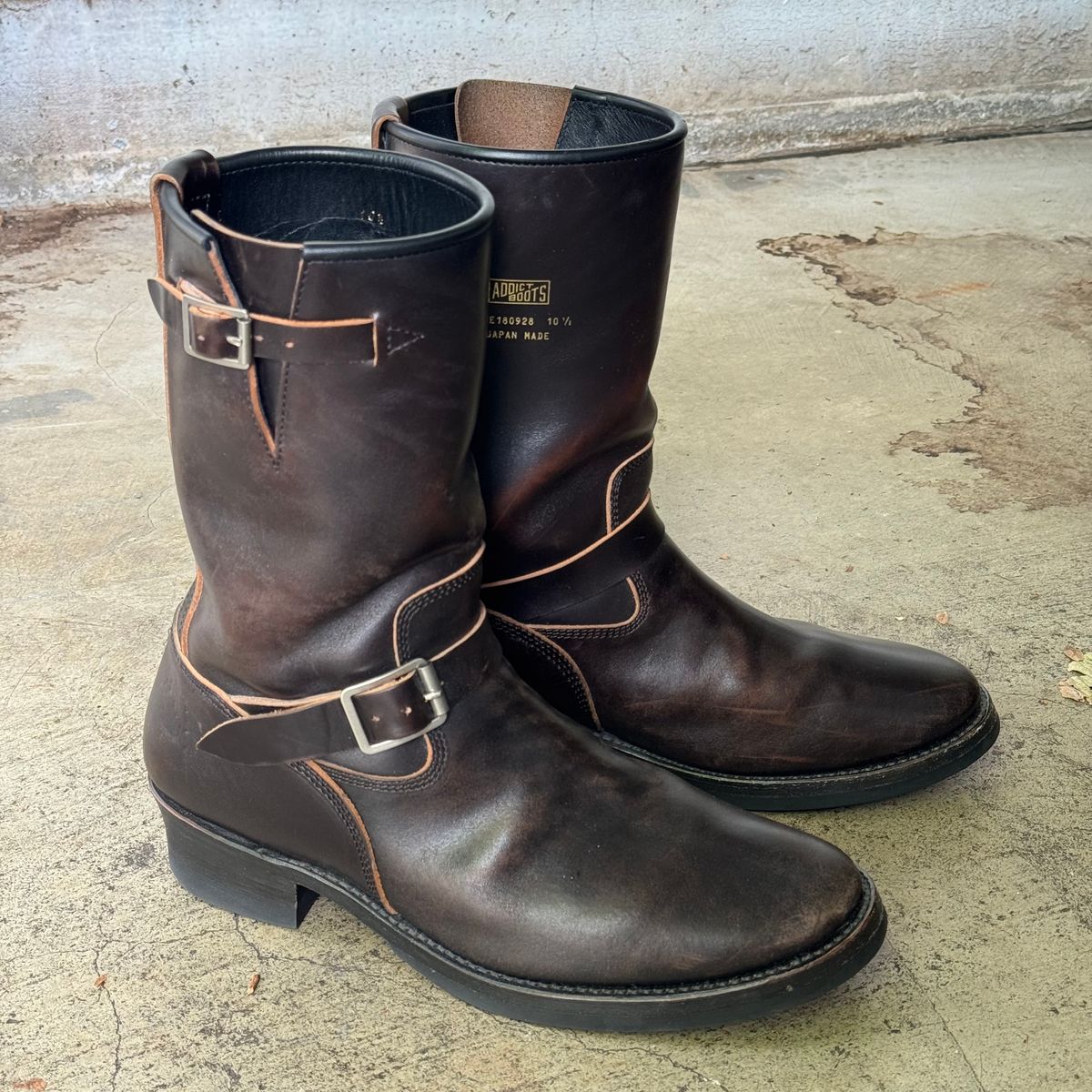 Photo by drmiles on April 3, 2026 of the Addict Boots AB-01 Engineer Boots in Maryam Black Horsebutt.