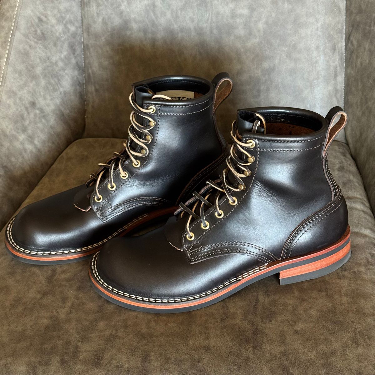 Photo by drmiles on September 19, 2025 of the Nicks Falcon in Wickett & Craig Java Double Stuffed.