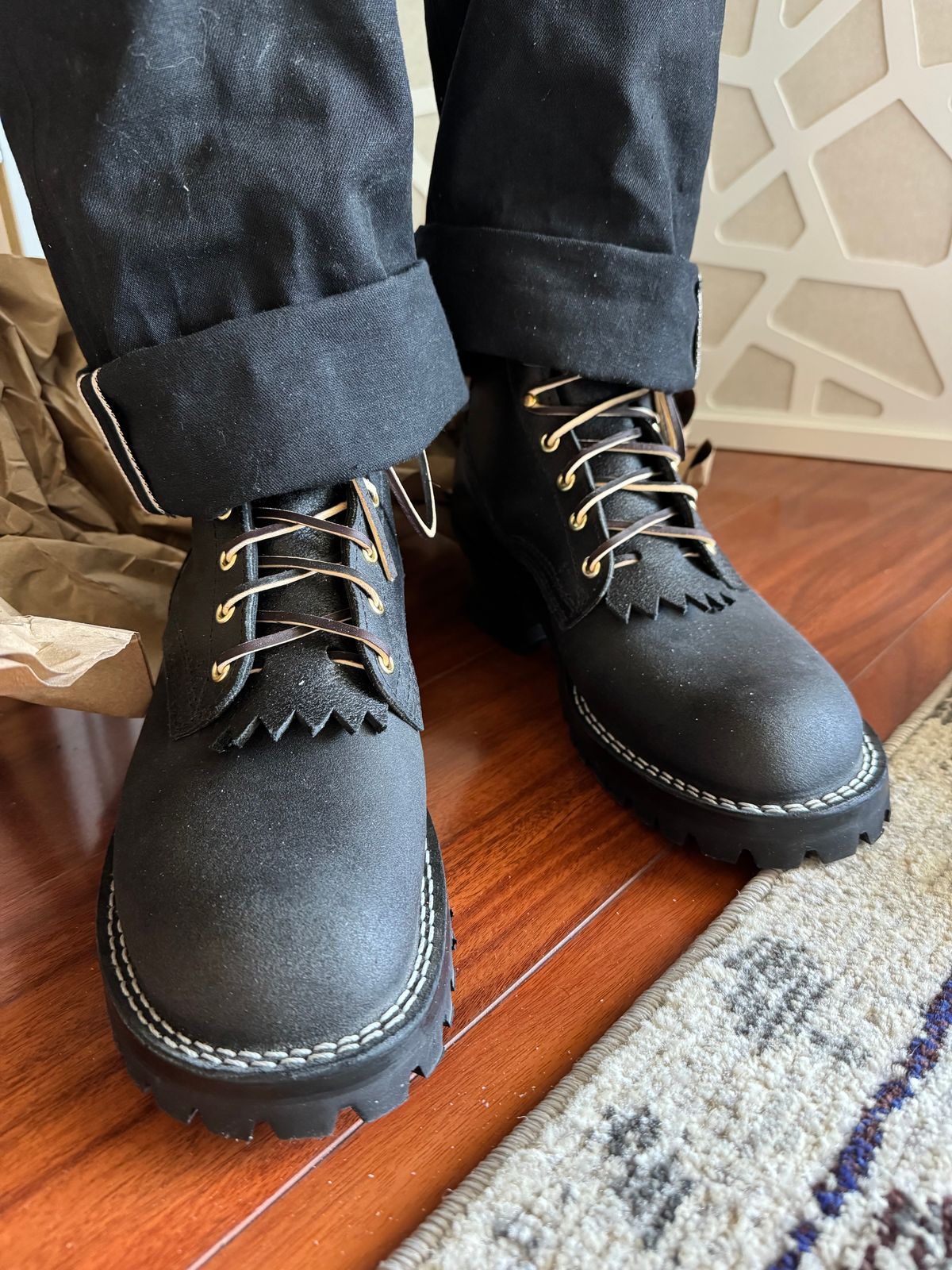 Photo by drmiles on June 6, 2025 of the Nicks BuilderPro in Spokane Black Waxed.