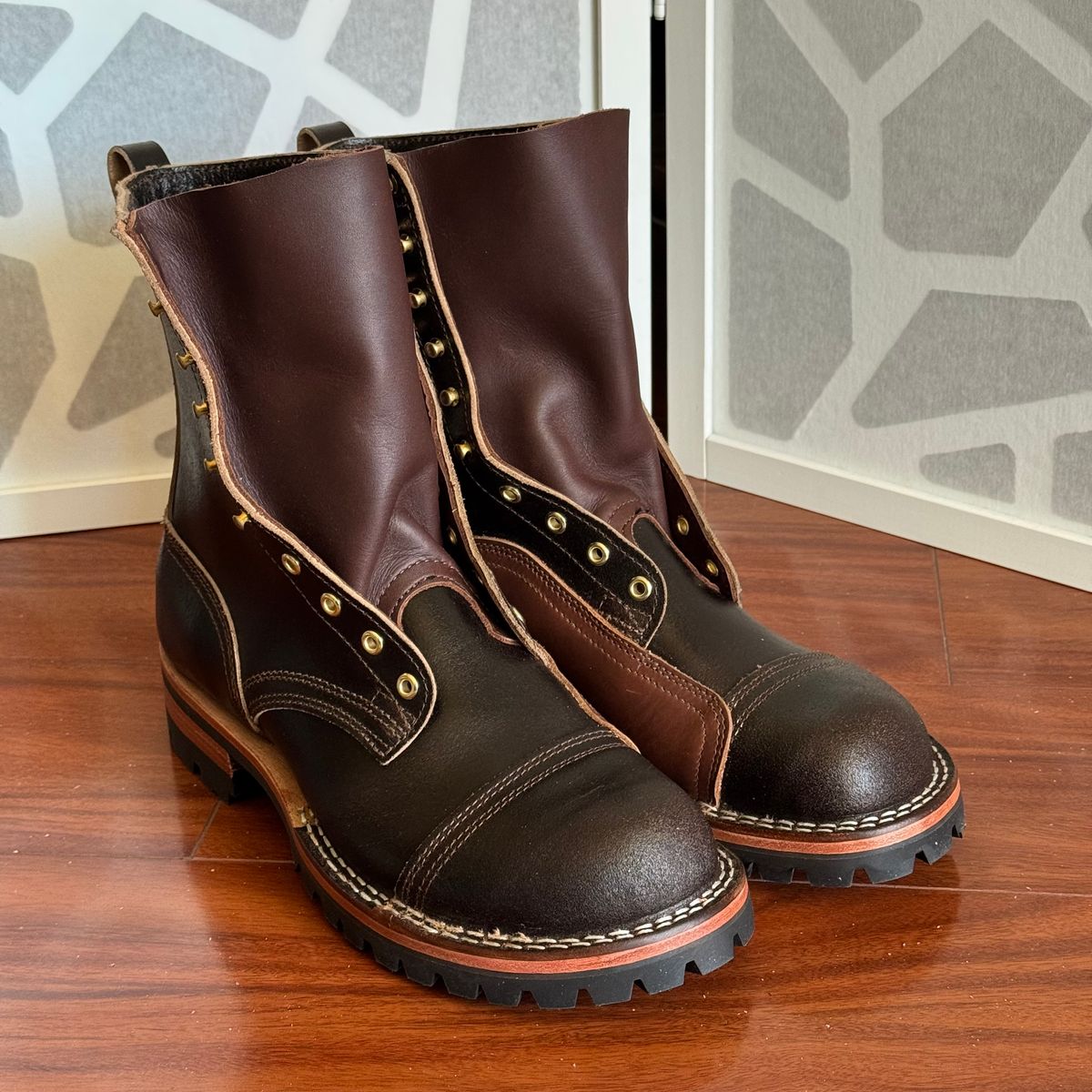 Photo by drmiles on August 8, 2025 of the Nicks x Rose Anvil ND1 in Horween Brown Waxed Flesh.