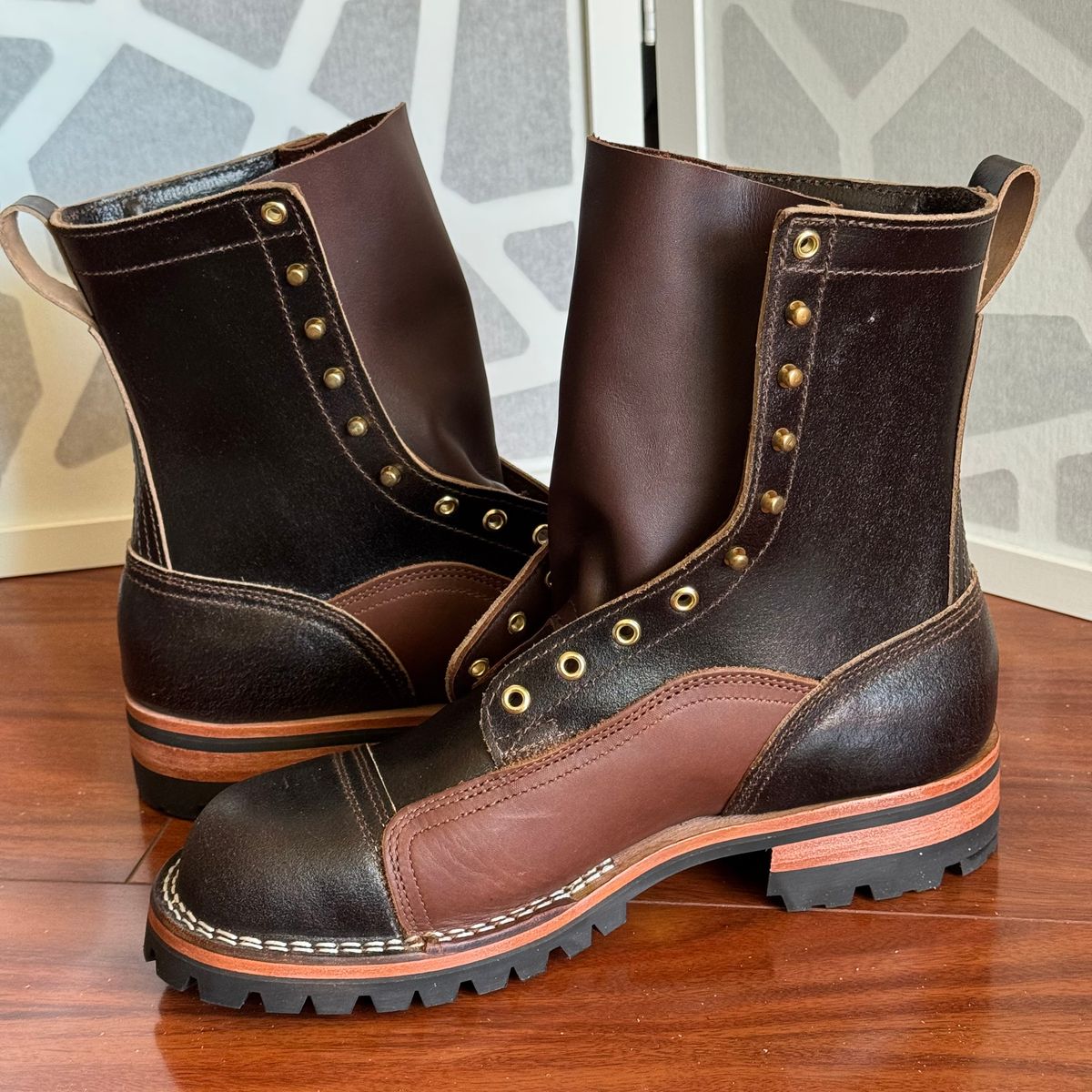 Photo by drmiles on August 8, 2025 of the Nicks x Rose Anvil ND1 in Horween Brown Waxed Flesh.