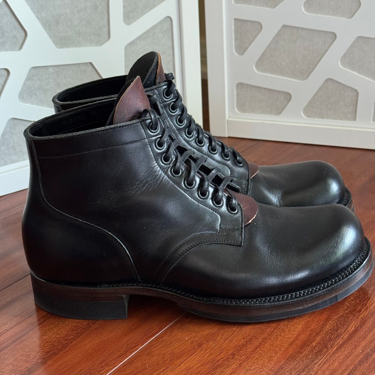 Photo by drmiles on May 12, 2025 of the Viberg Service Boot in Horween Black Chromexcel.