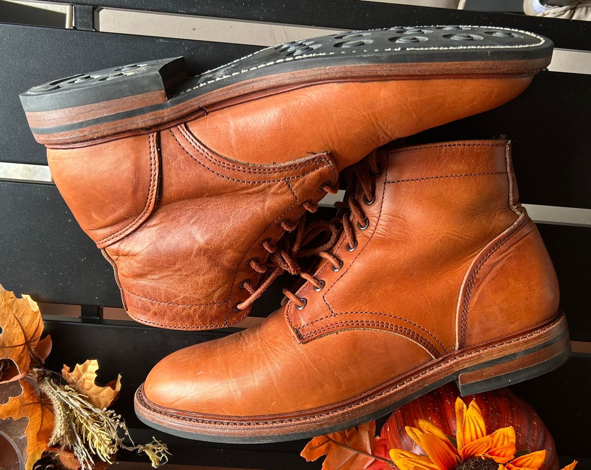 Photo by iambaruch on October 1, 2025 of the Parkhurst The Allen in Horween Natural Dublin.