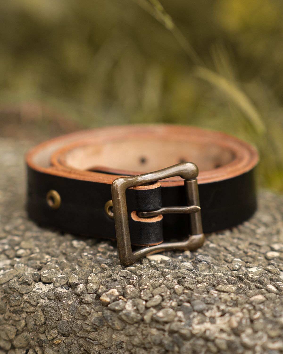 Photo by badbudz on January 3, 2026 of the Willie's Handmade Boots Willie's Seńor Belt in Natural Vegtable Tanned Leather.