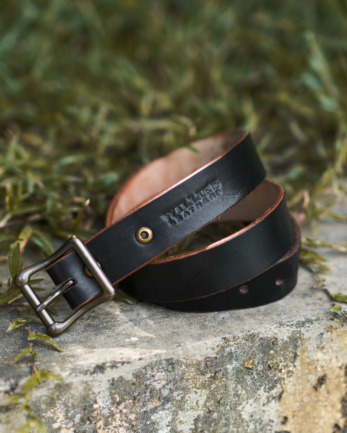 Photo by badbudz on February 3, 2026 of the Willie's Handmade Boots Willie's Seńor Belt in Natural Vegtable Tanned Leather.