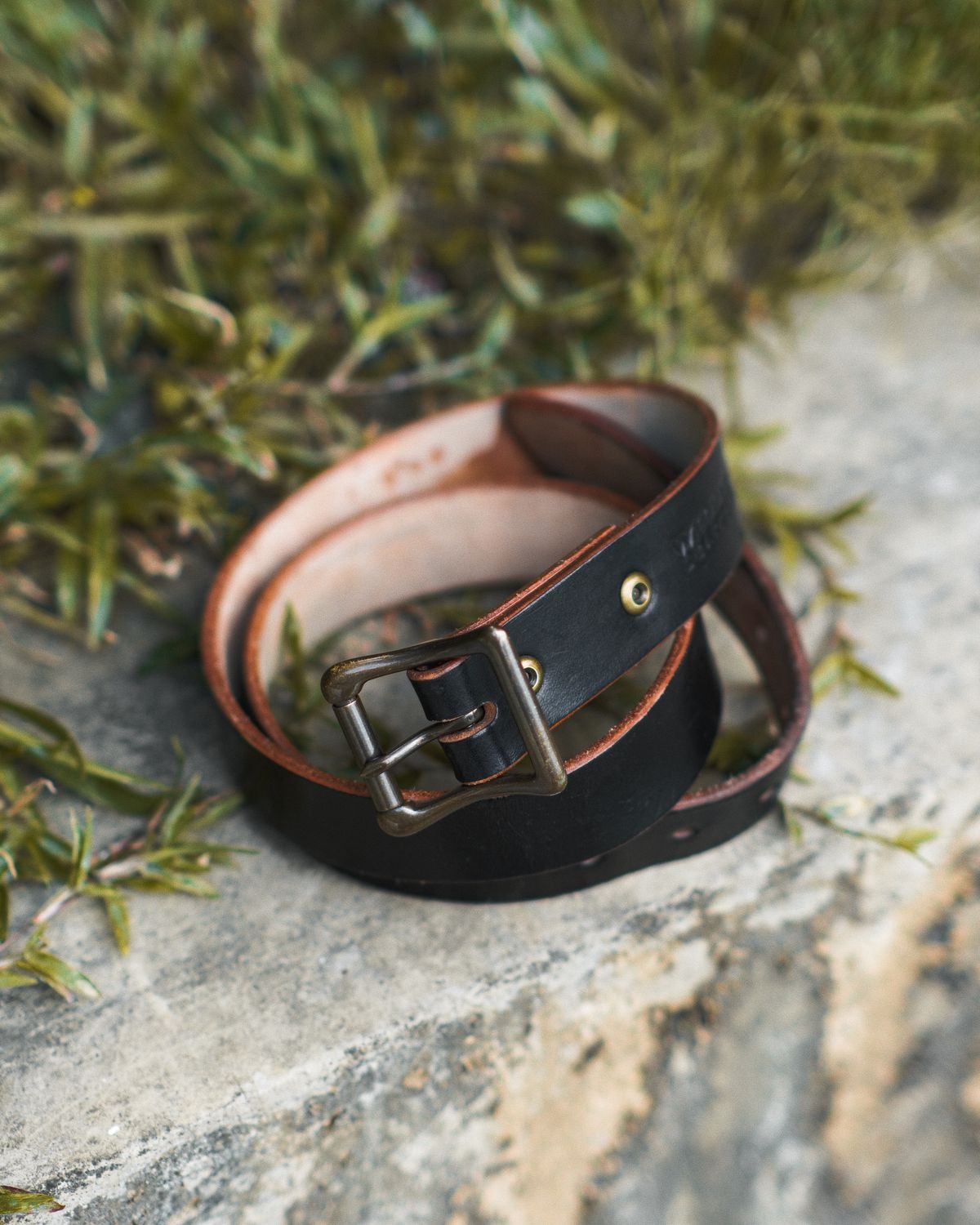 Photo by badbudz on February 3, 2026 of the Willie's Handmade Boots Willie's Seńor Belt in Natural Vegtable Tanned Leather.