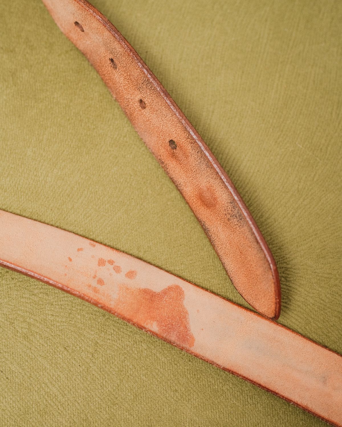 Photo by badbudz on April 5, 2026 of the Willie's Handmade Boots Willie's Seńor Belt in Natural Vegtable Tanned Leather.