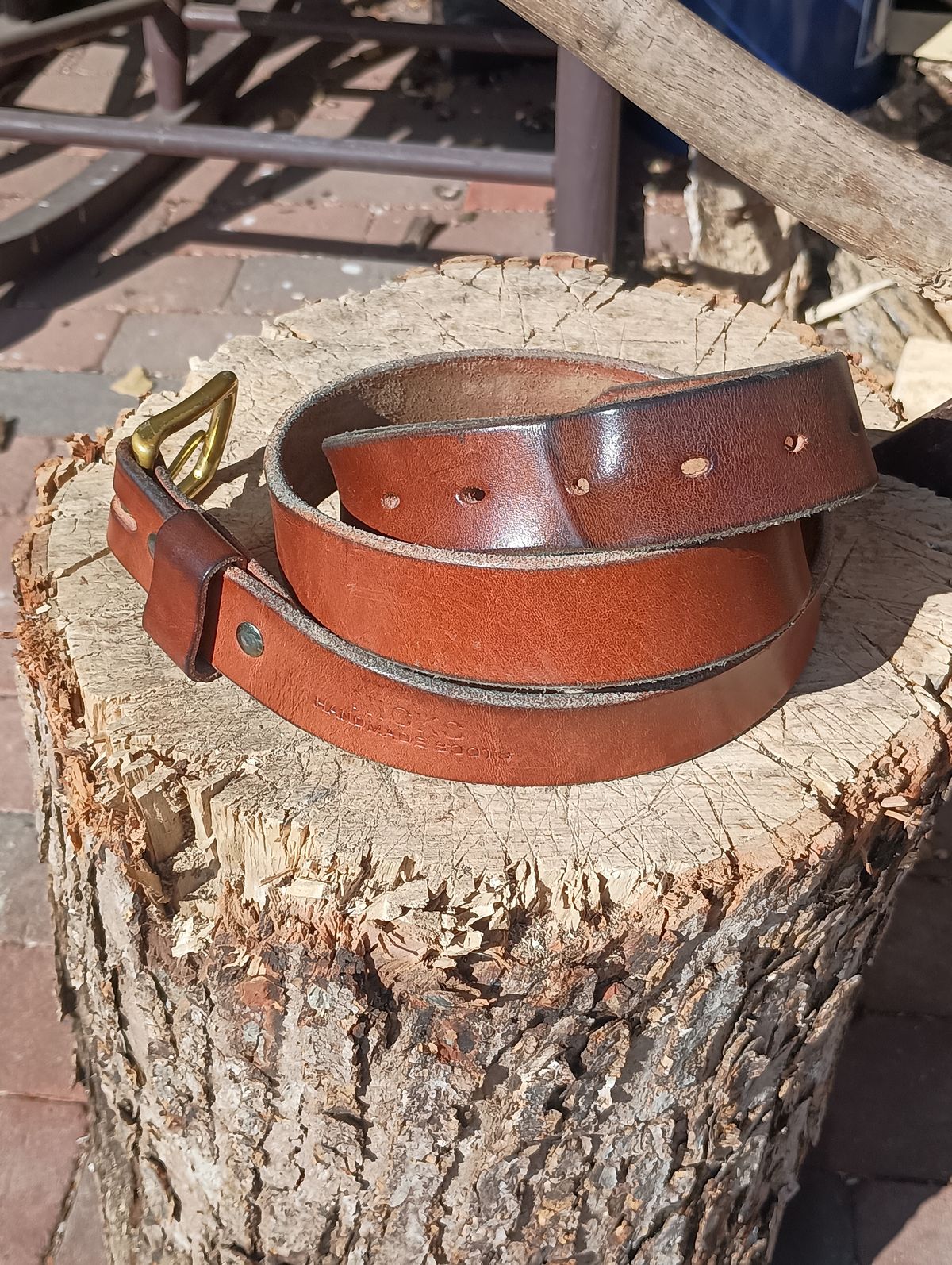 Photo by mnstrsvg21 on March 1, 2026 of the Nicks Heavy Duty Leather Work Belt in Wickett & Craig Buck Brown Traditional Harness.