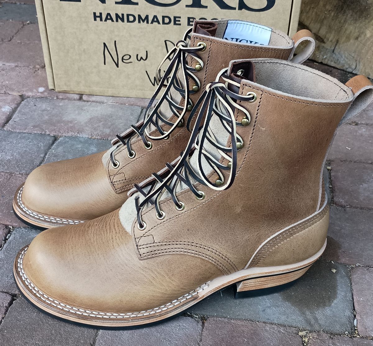 Photo by mnstrsvg21 on October 2, 2025 of the Nicks Lace Up Heritage in Horween Natural Cypress.