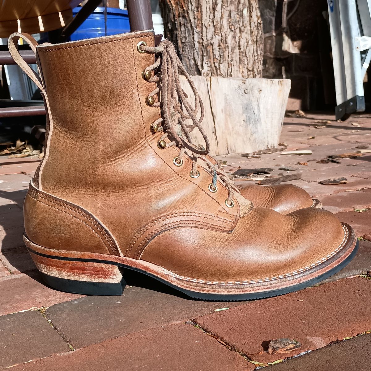 Photo by mnstrsvg21 on January 1, 2026 of the Nicks Lace Up Heritage in Horween Natural Cypress.