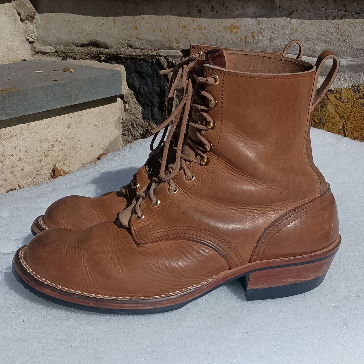 Photo by mnstrsvg21 on February 5, 2026 of the Nicks Lace Up Heritage in Horween Natural Cypress.