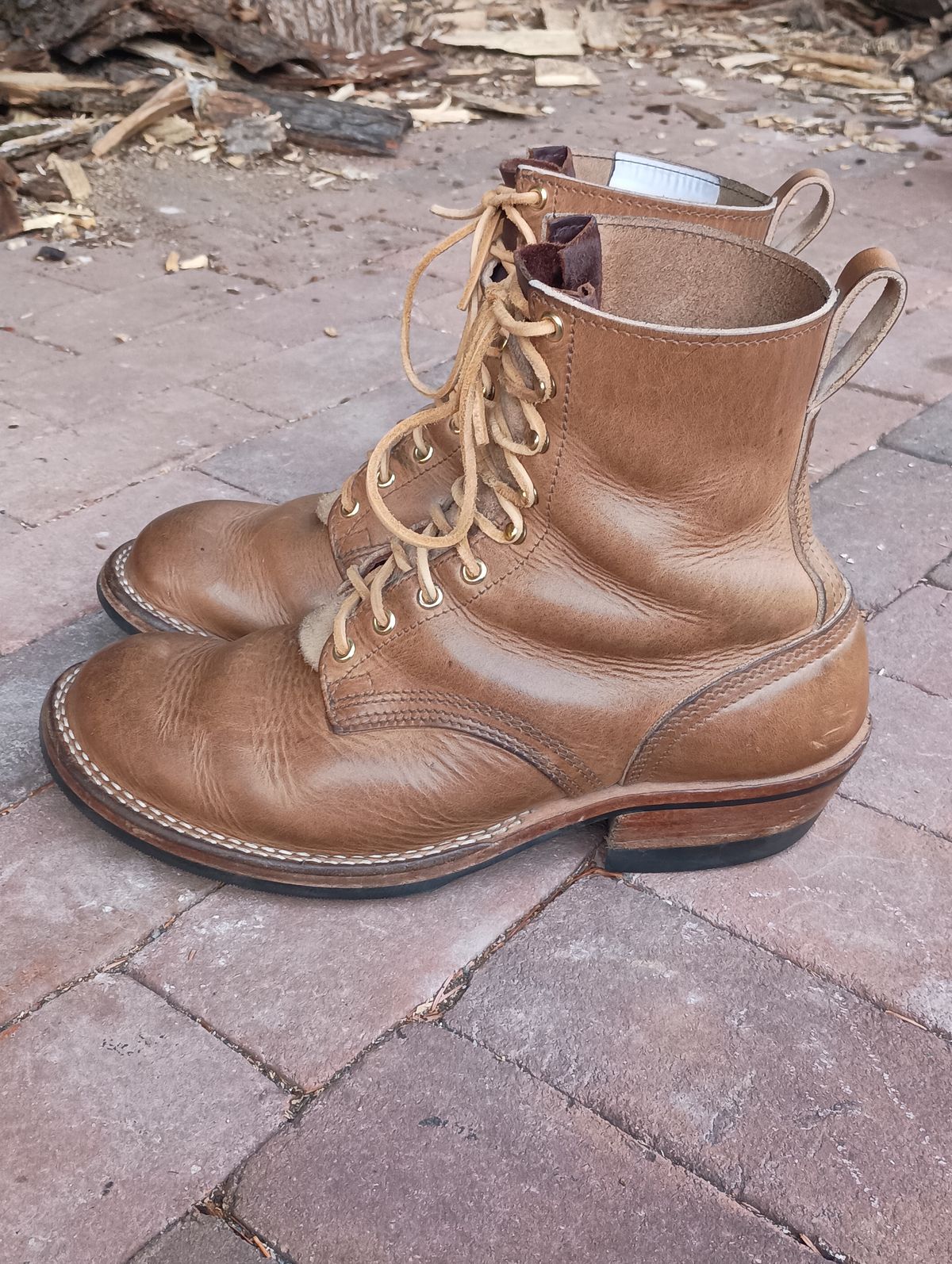 Photo by mnstrsvg21 on April 3, 2026 of the Nicks Lace Up Heritage in Horween Natural Cypress.