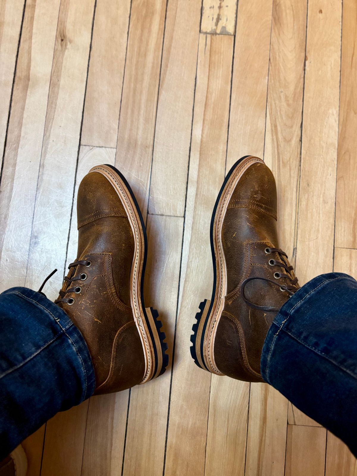 Photo by 2nd_nature on January 1, 2026 of the Parkhurst The Richmond in C.F. Stead Wheatbuck Waxy Commander Suede.