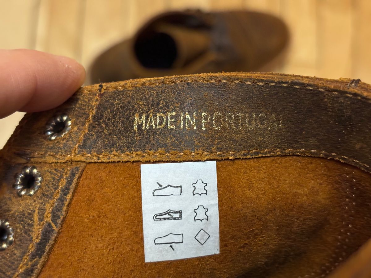 Photo by 2nd_nature on January 1, 2026 of the Parkhurst The Richmond in C.F. Stead Wheatbuck Waxy Commander Suede.